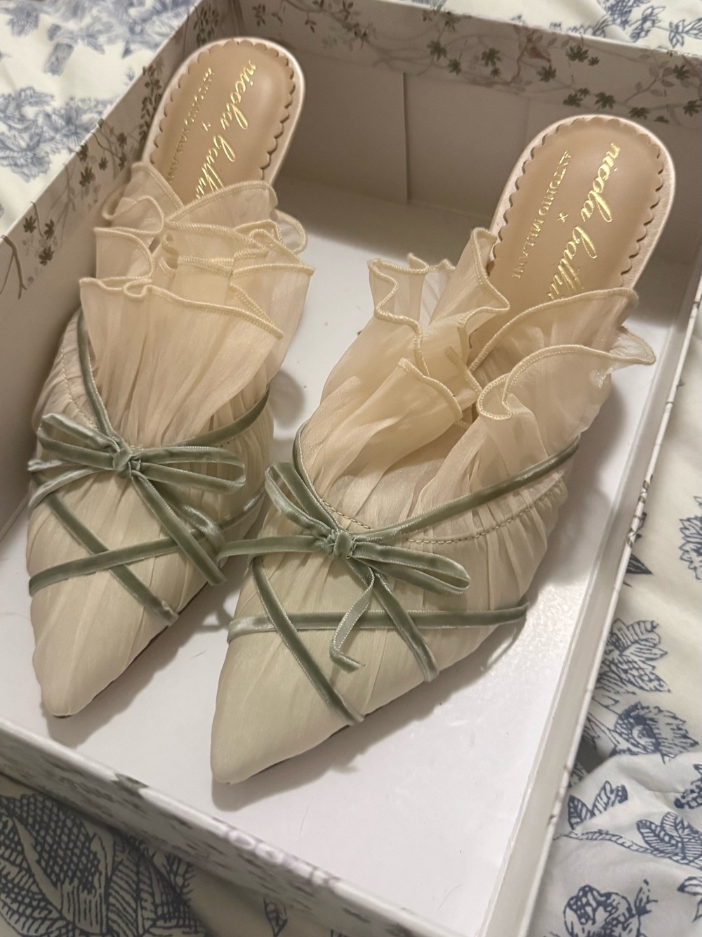 Nicola Bathie x Antonio Melani Cream Ruffle Pointed Toe Mules